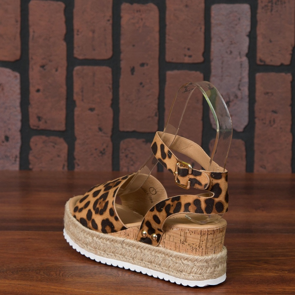 SZ 8.5/10 Leopard Ankle Strap Espadrille Sandals - Picture 4 of 5